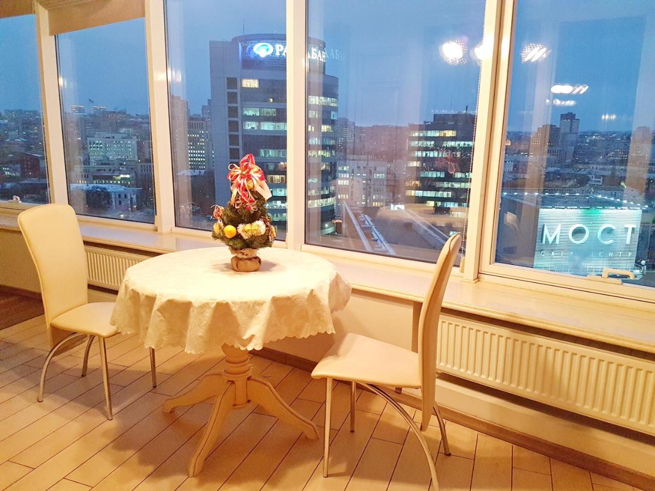 Most City Apart-Hotel Dnjepropetovsk Buitenkant foto